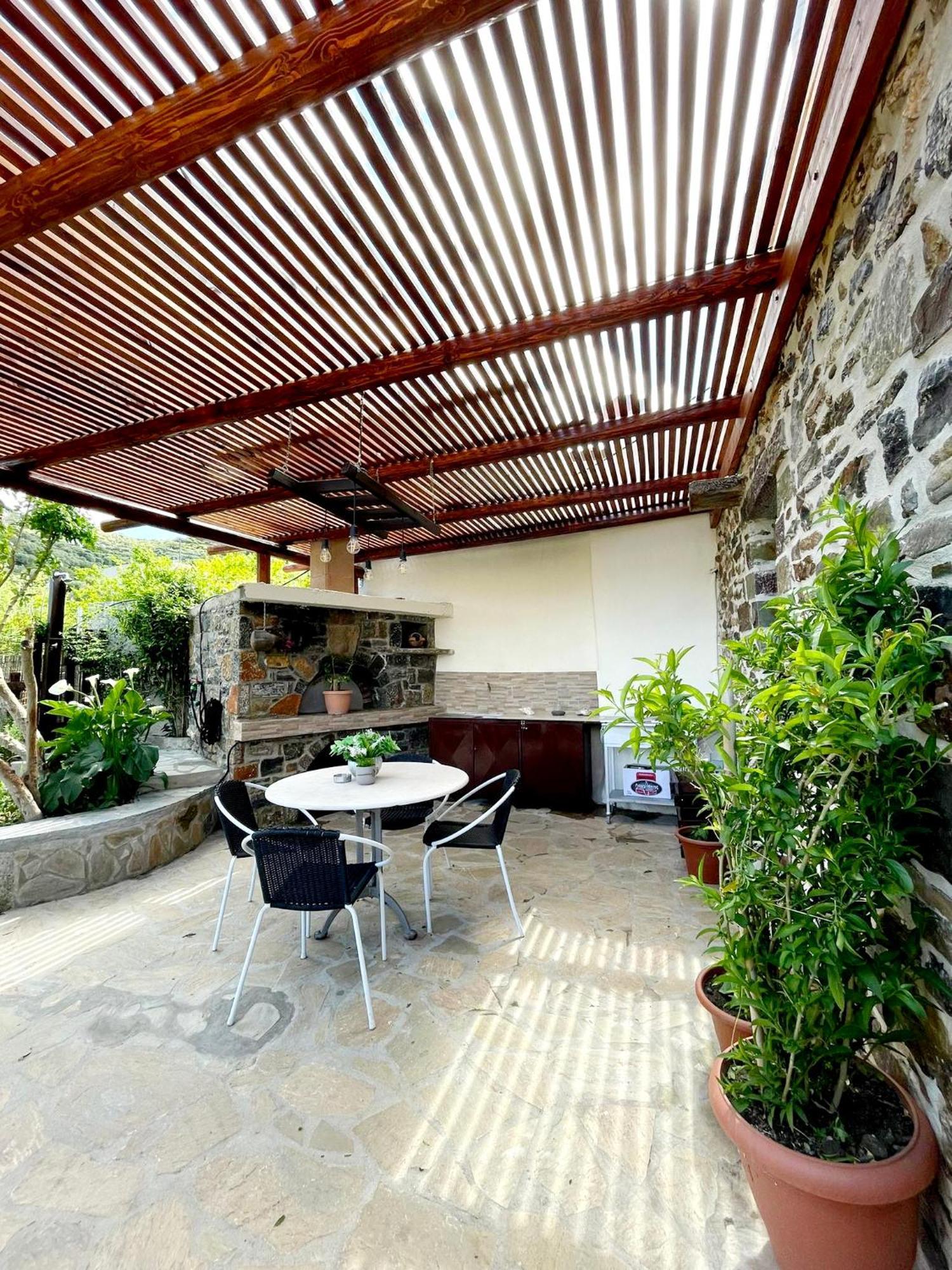 Platipodi Stone House Villa Nikithianósz Kültér fotó
